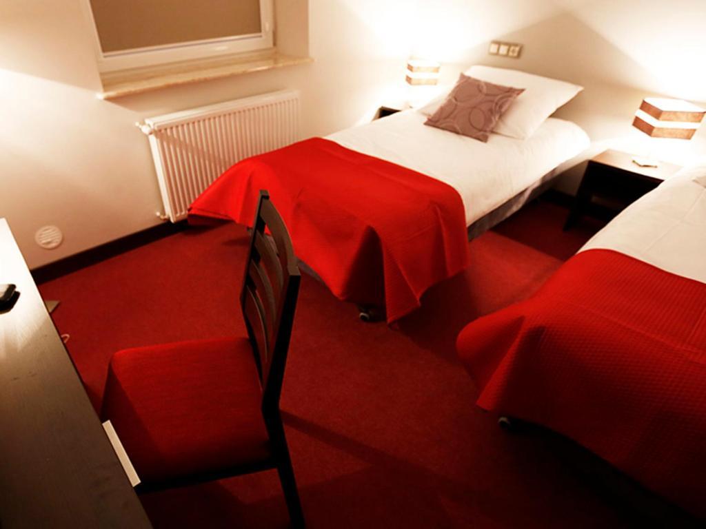 Hotel Otolinski Płock Rom bilde